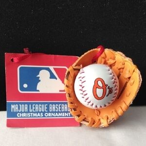 MLB Baseball Glove and Ball Ornament - Orioles